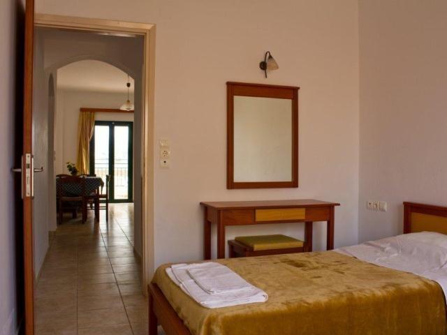 Pella Apartments Goúvai Luaran gambar