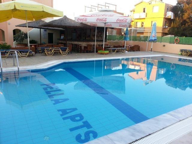 Pella Apartments Goúvai Luaran gambar