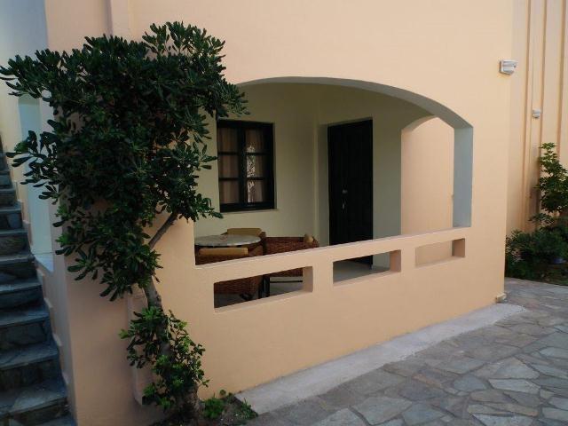 Pella Apartments Goúvai Luaran gambar